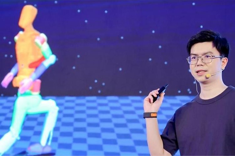 天才少年稚晖君DG视讯机器人走路进场！AI模型做大脑，目标售价20万以内